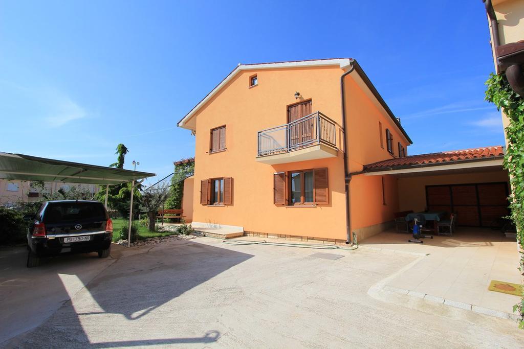 Apartment Dusanka Фажана Экстерьер фото